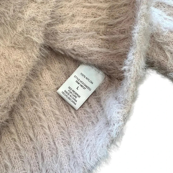 HYFVE Light Pink Fuzzy Crop Sweater L - Picture 4 of 4